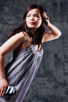Asiatin Foto Fashion Halbkörperaufnahme Zangenlicht